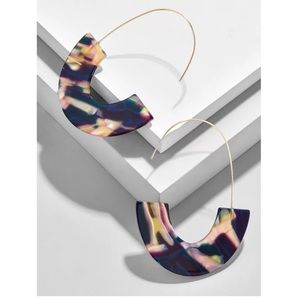 Navy and pink tortoise statement acrylic resin drop pierced earrings